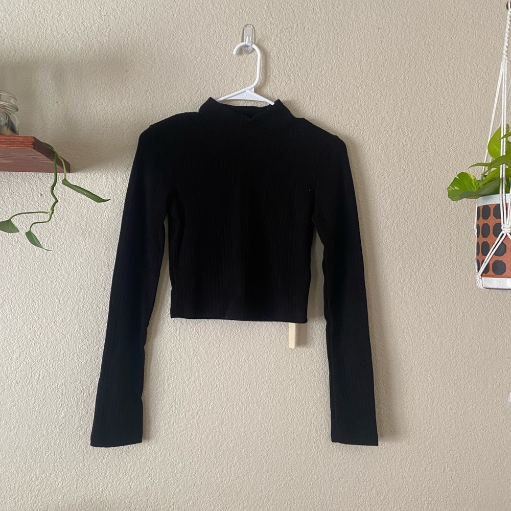 OGL Thermal Mock-Neck Crop